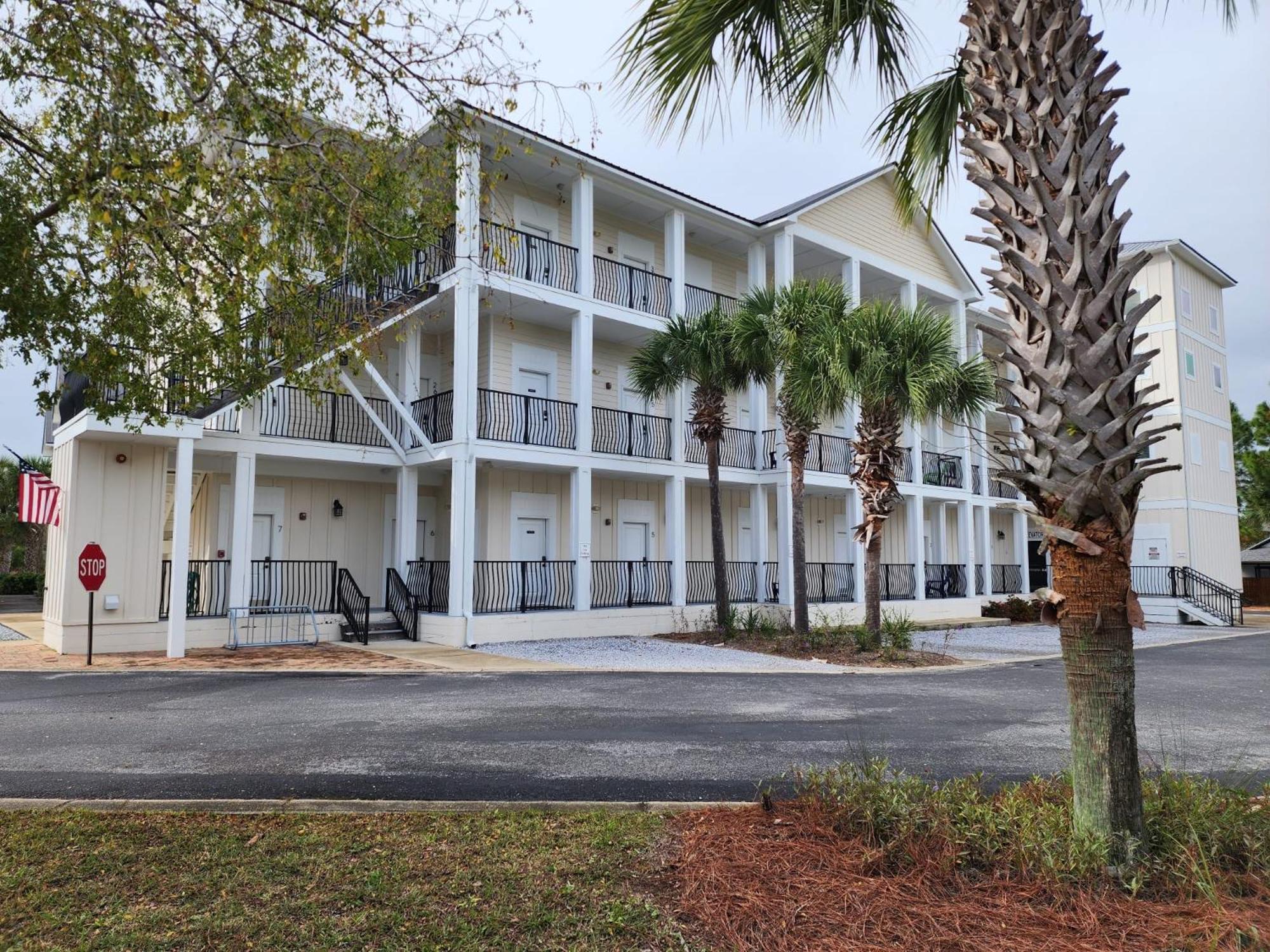 30-A Inn & Suites サンタ・ローザ・ビーチ エクステリア 写真